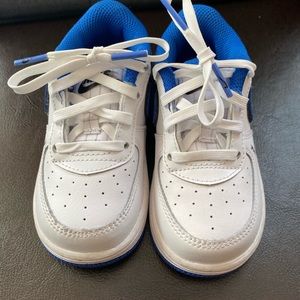Air Force 1 white/game royal blue Toddler size 7